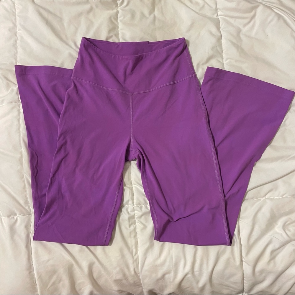 Lululemon Groove Nulu Super High Rise Flared Pant - Picture 3 of 4